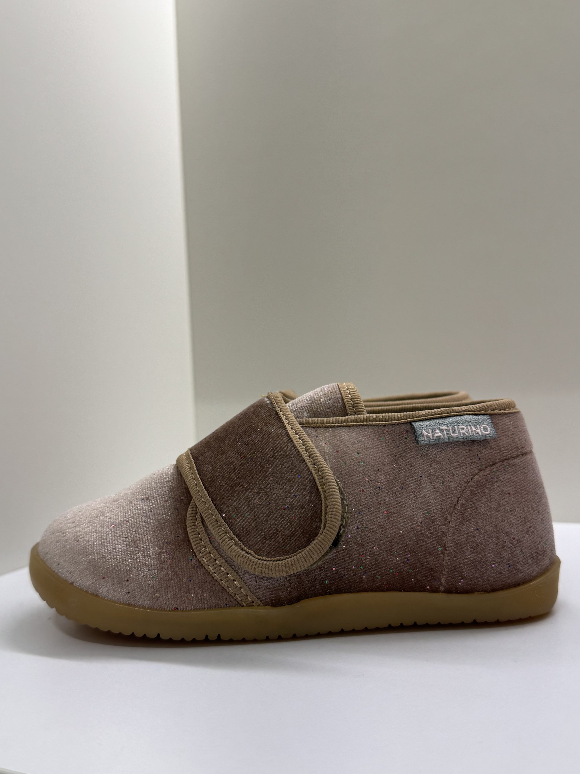 Домашние тапочкм NATURINO Девочки Розовый 22