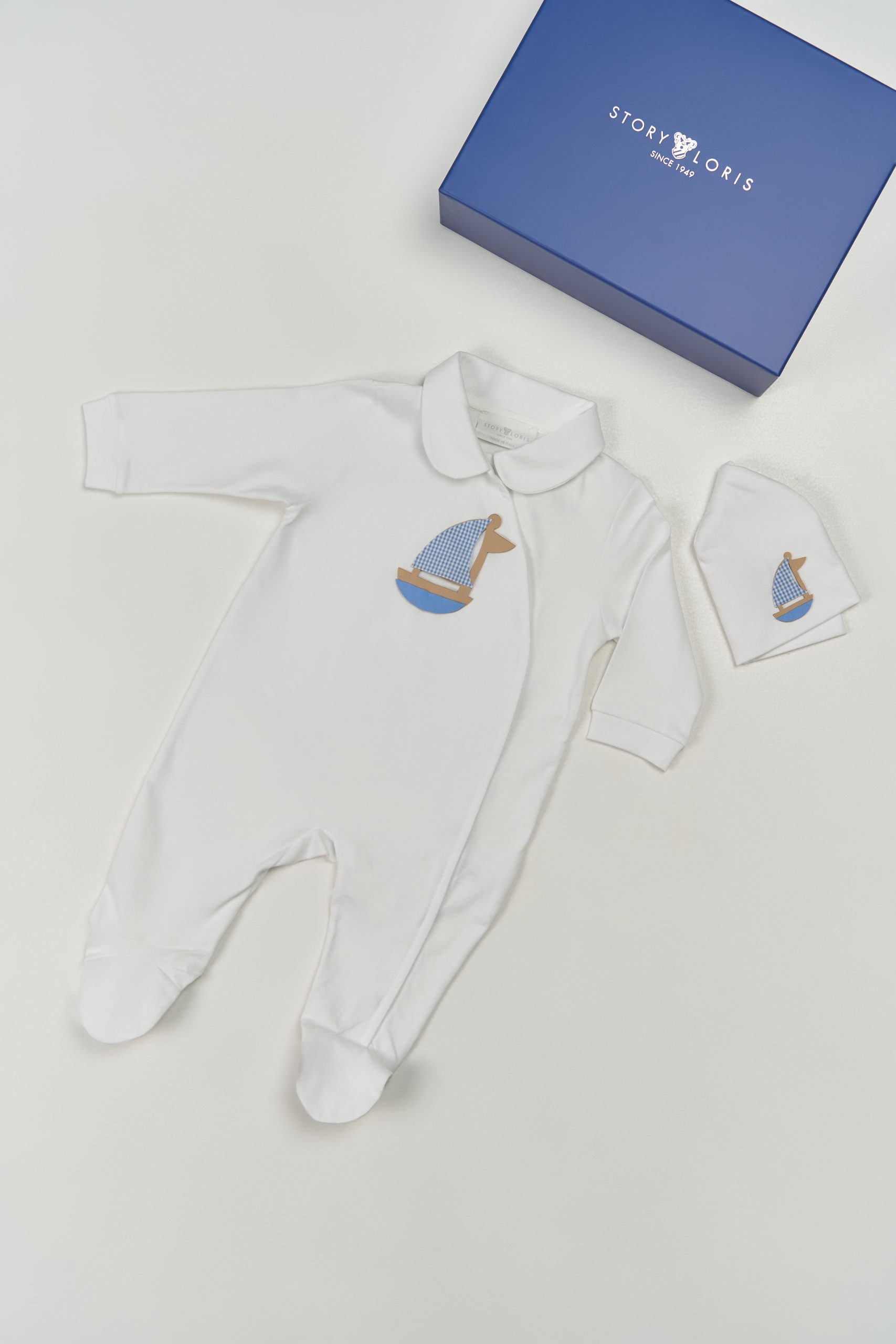 Комбинезон и носки в упаковке STORY LORIS белый Мальчики 1 м