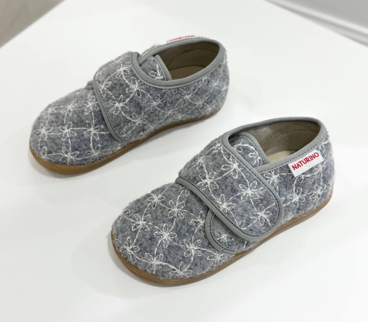 Домашние тапочкм NATURINO Мальчики Серый 25