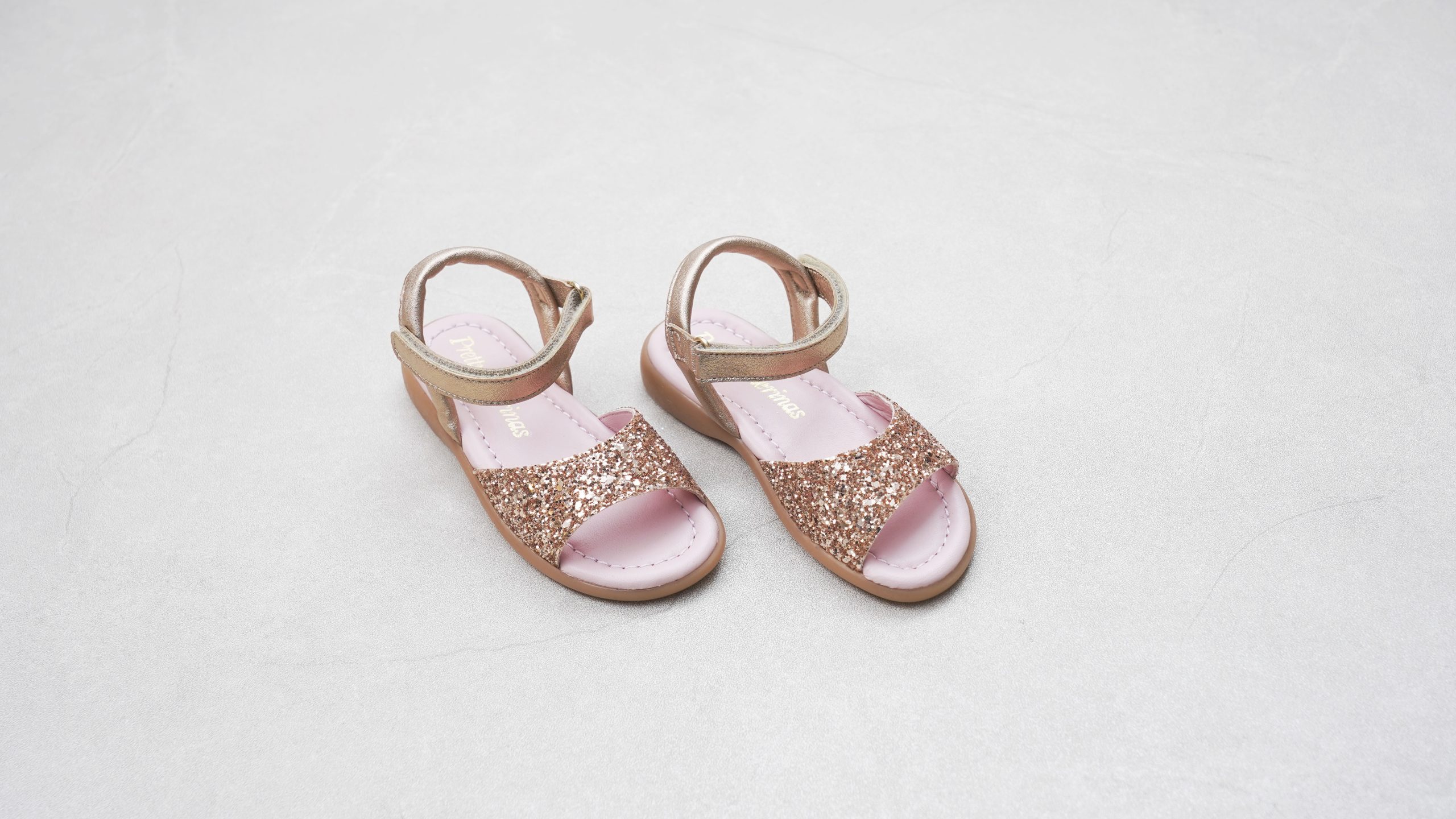 Сандалии PRETTY BALLERINAS золотой 28