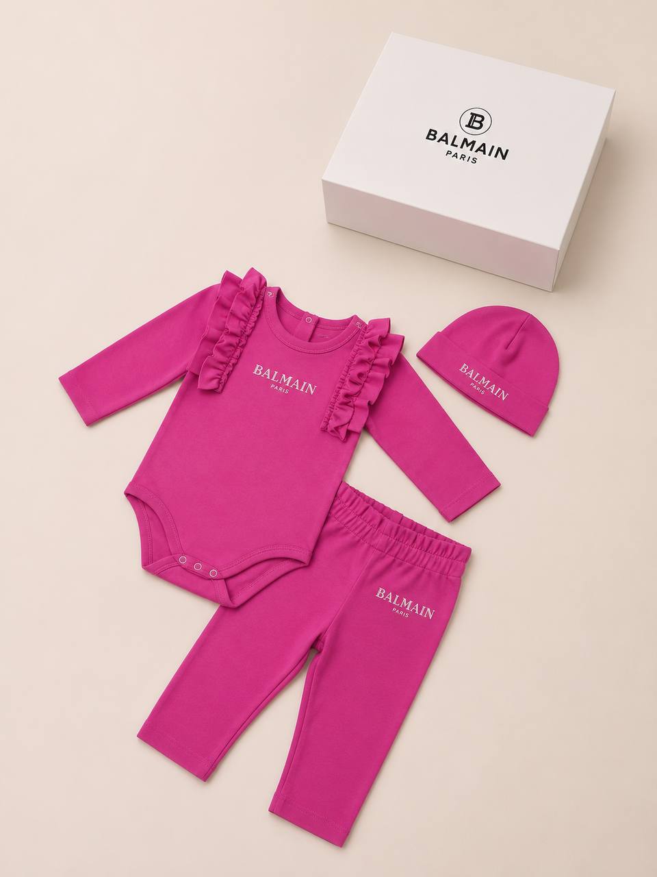 Боди с длинным рукавом ,брюки и шапка BALMAIN Девочки фуксия 18м